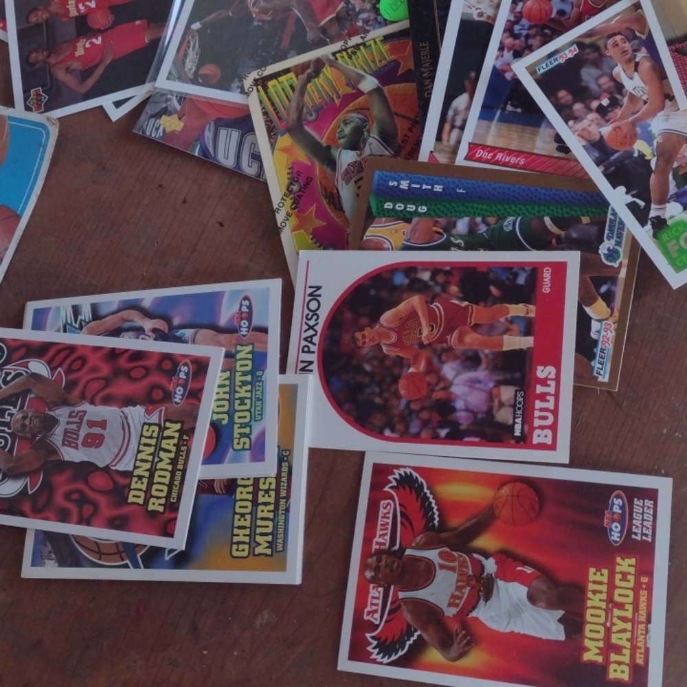 Assorted Basketball Trading Cards - Picture 5 of 6